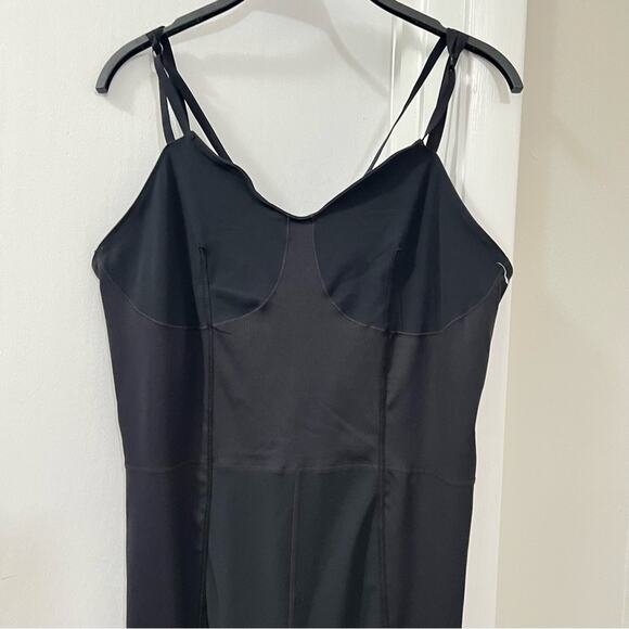 Nike Yoga Luxe Dri-FIT Matte Jumpsuit - Picture 7 of 14